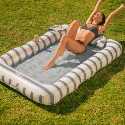 HydroTan™ - Tanning Pool Lounger