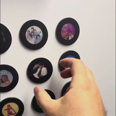 Duena™ - Magnetic Vinyl Player
